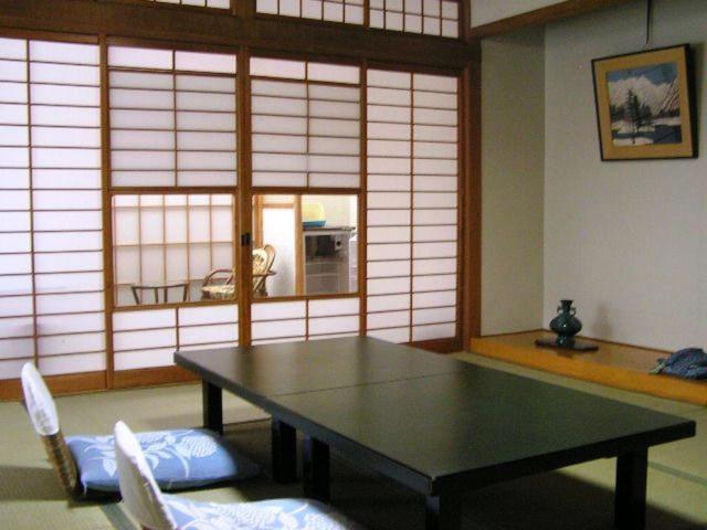 Kadoya Hotel Yamanouchi  Phòng bức ảnh